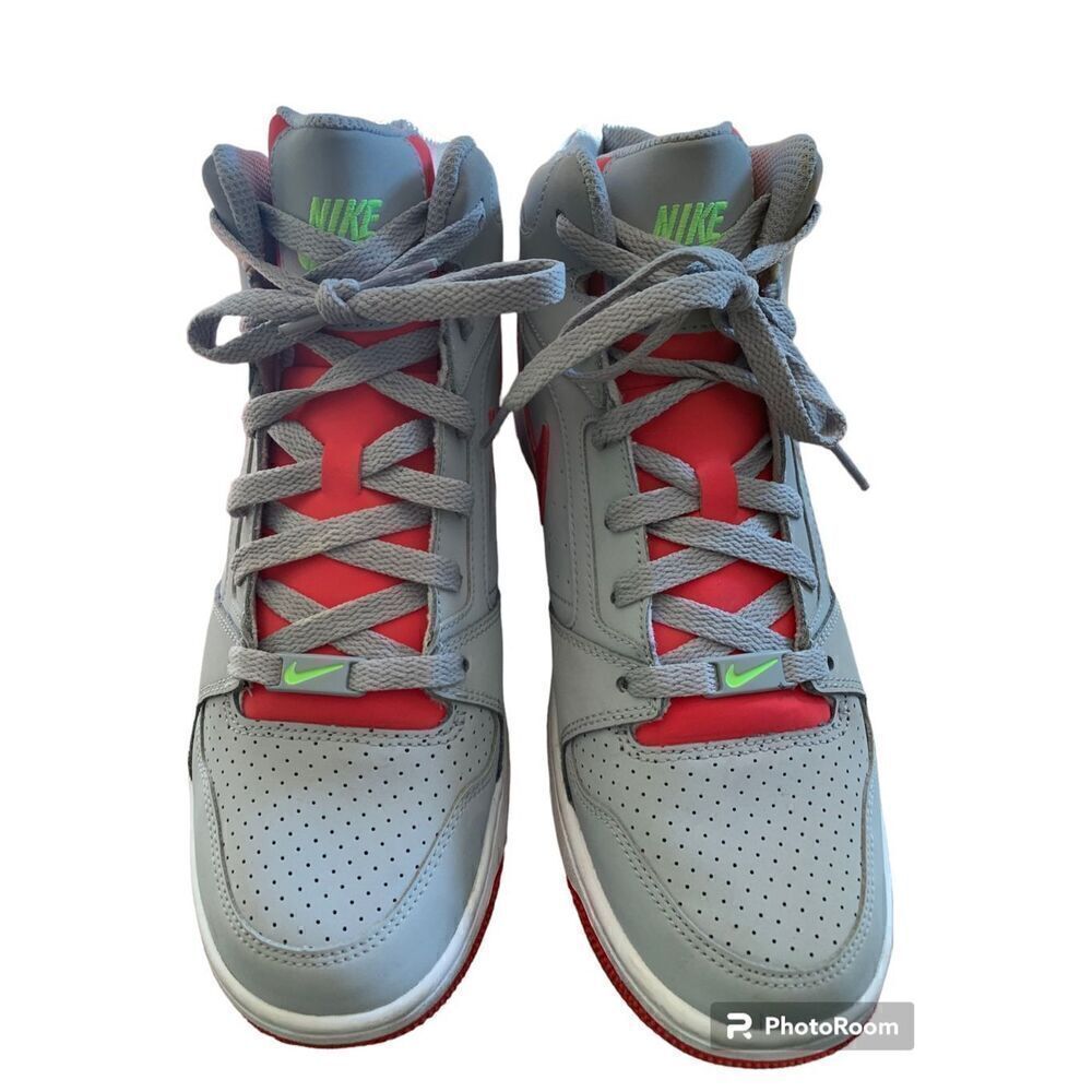 NIKE PRESTIGE High Top Shoes Youth 9.5 gray/red